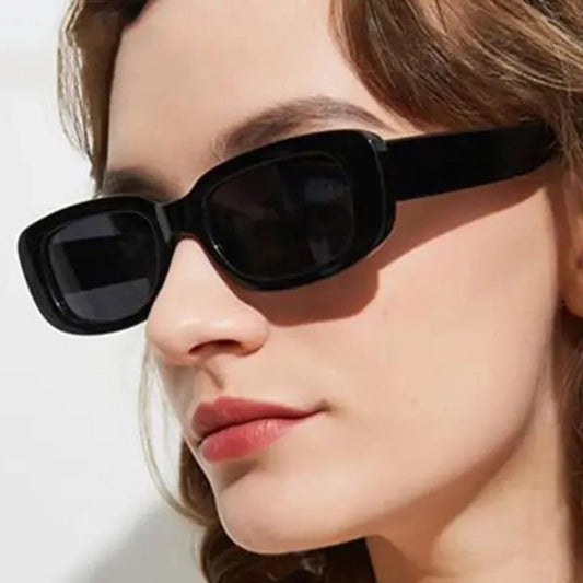Elegant UV protectant sunglasses 1